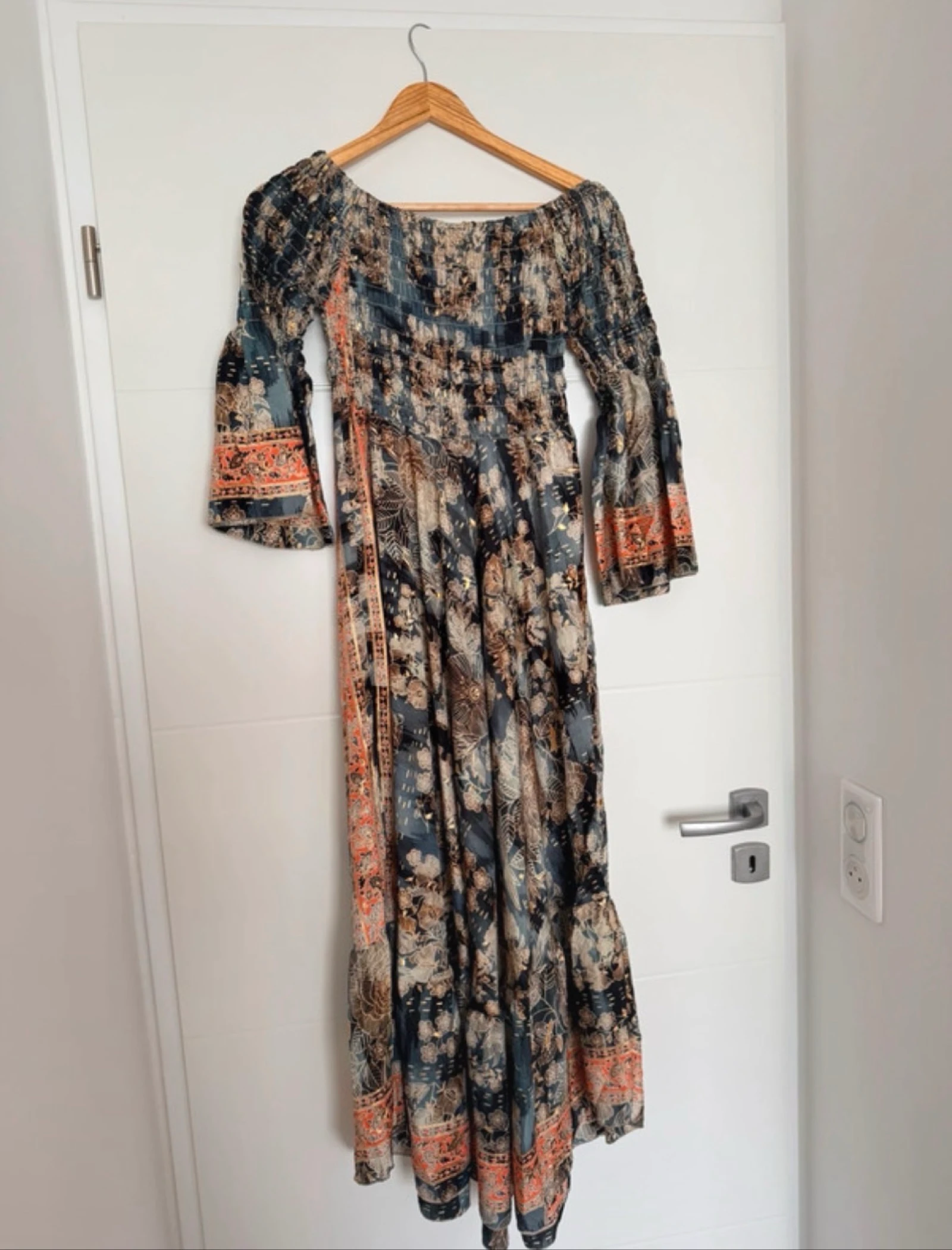 Neuf | robe soie bateau extensible noire orange magnifique | taille unique – photo 4
